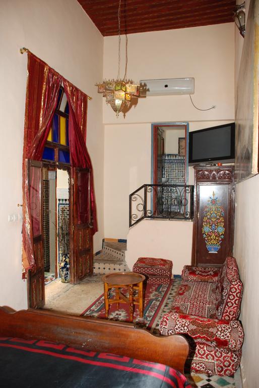 Riad La Source Bleue Fez Habitación foto